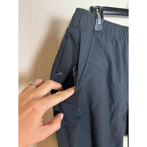 Peter Millar Swift Performance Shorts Size XL Black Active Stretch Pull On Golf - Picture 4 of 14